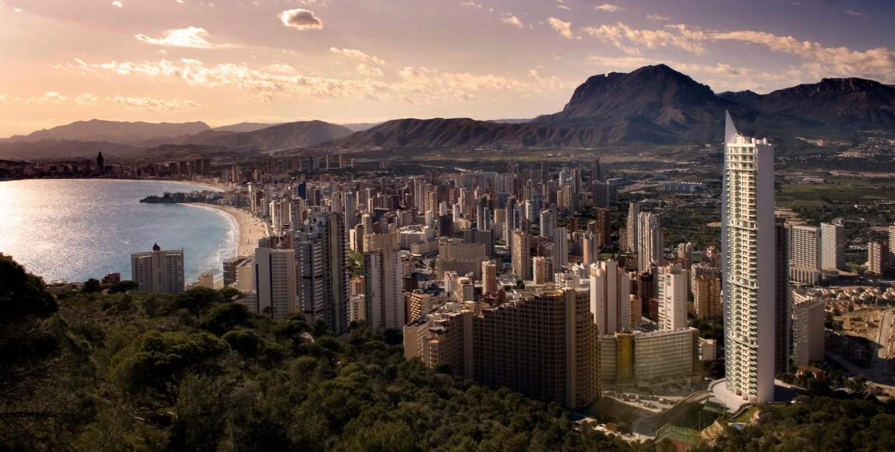 Apartamento soleado con terraza privada Benidorm Exterior foto